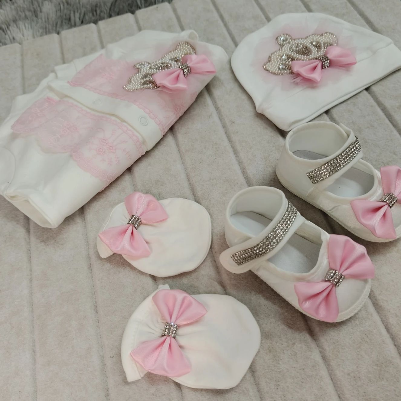 Bienvenue à la maison bébé bar - Baby Nursery Outfits avis et prix