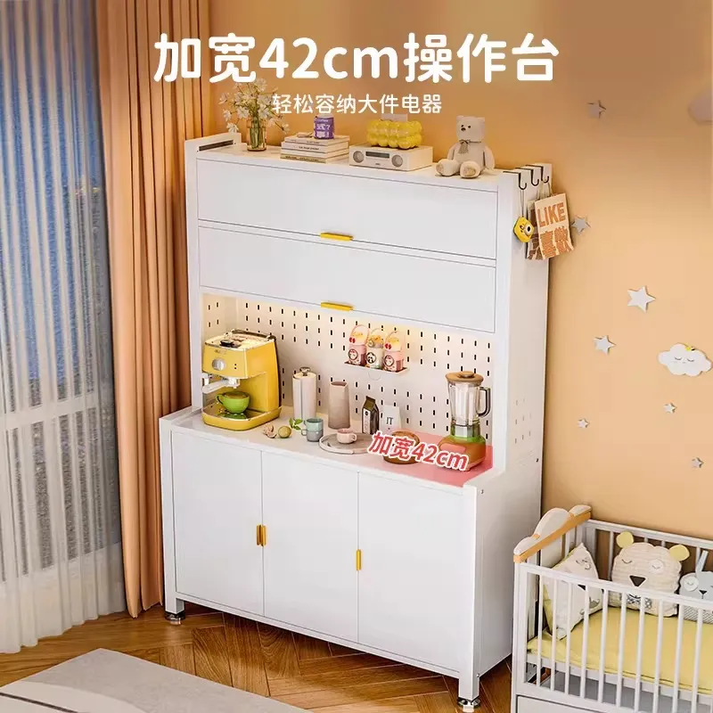 Table d'alimentation pour bébé - Baby Nursery Table avis et prix